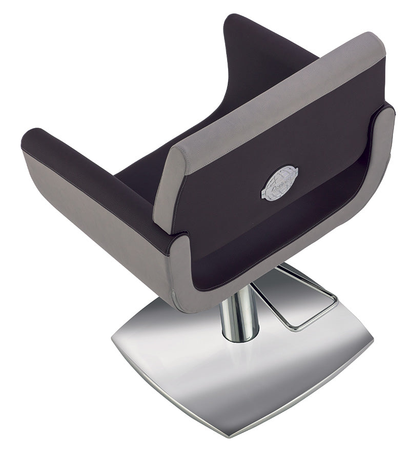 Sedia parrucchiere Ceriotti Emma poltrona di alta gamma conserva uno stile semplice e elegante. Alta qualità made in Italy.
