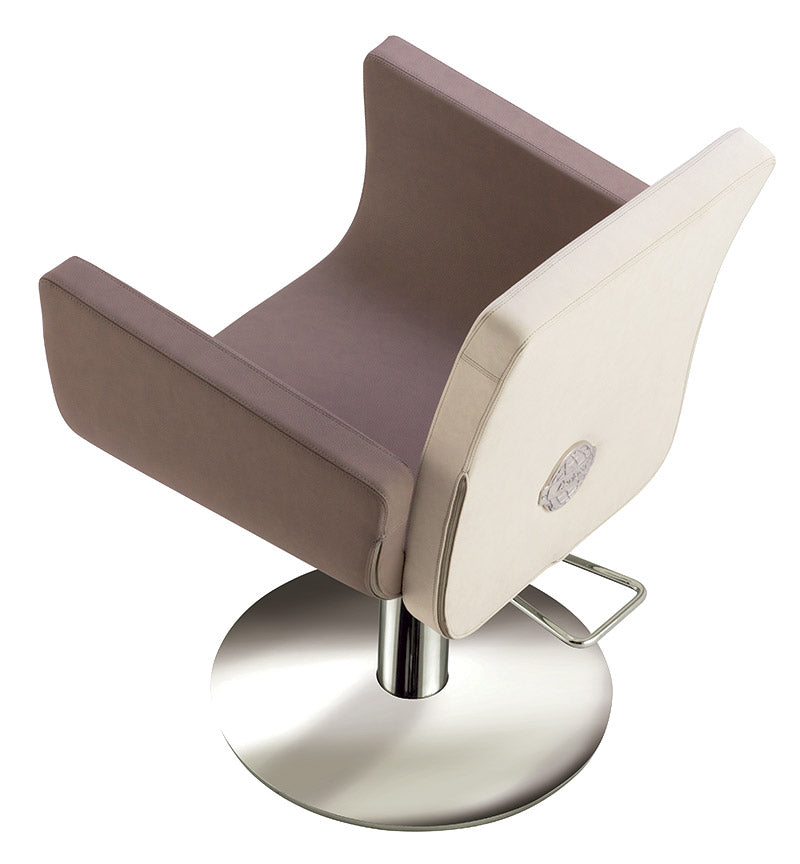 Poltrona per parrucchieri Ceriotti Gaia & GaiaMake Up in poliuretano schiumato con inserti in legno. Rivestimenti skai a scelta