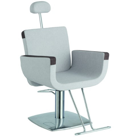 Poltrona Make up Ceriotti Gaia recliner in poliuretano schiumato con inserti in legno. Rivestimenti skai a scelta.
