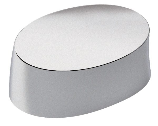 Poggiapiedi Punto per poltrona parrucchiere in alluminio lucido elegante e raffinato. Made in Italy. Si abbina perfettamente a qualunque tipo di poltrona.