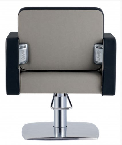 Poltrona per parrucchiere Ceriotti SUPERIOR CLASS con schienale e seduta in poliuretano schiumato. Rivestimenti skai a scelta