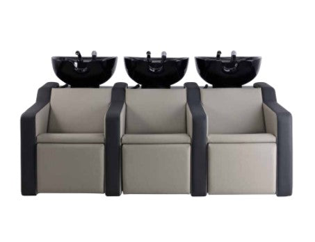 Lavatesta Relax 3P Ceriotti di tre posti con lo schienale, il sedile e i braccioli sono realizzati in poliuretano espanso